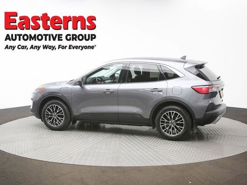 Used 2022 Ford Escape SE w/ Cold Weather Package image 59