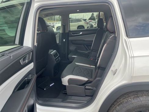 New 2026 Volkswagen Atlas Peak Edition AWD/4WD image 24