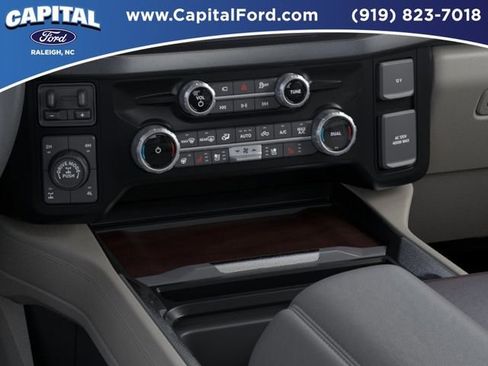 New 2026 Ford F250 Platinum w/ Platinum Plus Package AWD/4WD image 15