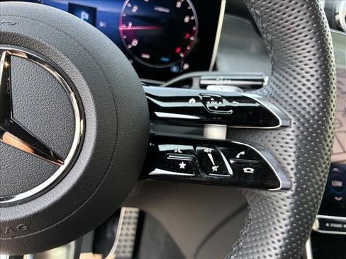 Certified 2026 Mercedes-Benz GLC 300 4MATIC image 17