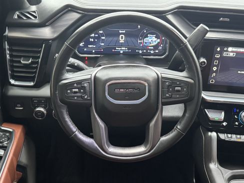Used 2025 GMC Sierra 2500 Denali Ultimate AWD/4WD image 15