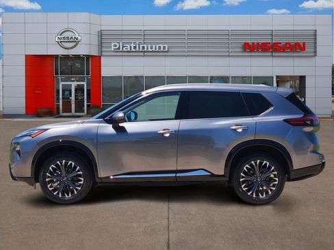 New 2026 Nissan Rogue Platinum AWD/4WD image 3