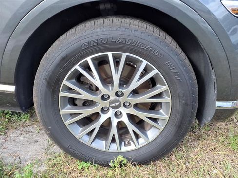 Used 2022 Genesis GV80 2.5T w/ Advanced Package 03 image 9