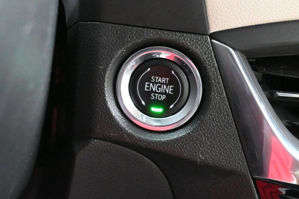 Used 2024 Buick Encore GX Sport Touring FWD image 25