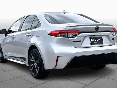 Used 2023 Toyota Corolla SE image 12
