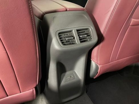 Used 2025 Buick Envision Sport Touring AWD/4WD image 23
