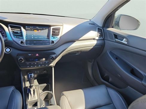 Used 2018 Hyundai Tucson SEL Plus AWD/4WD image 14