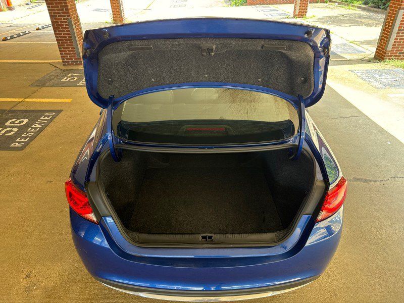 Used 2017 Chrysler 200 Limited Platinum FWD image 29