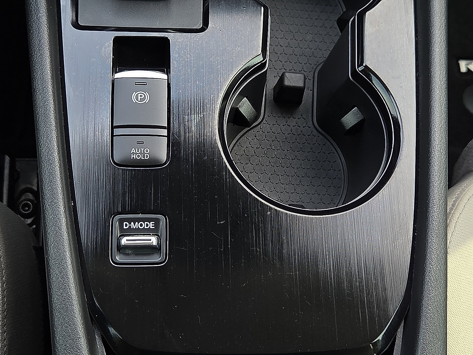 Used 2023 Nissan Rogue SV FWD image 18