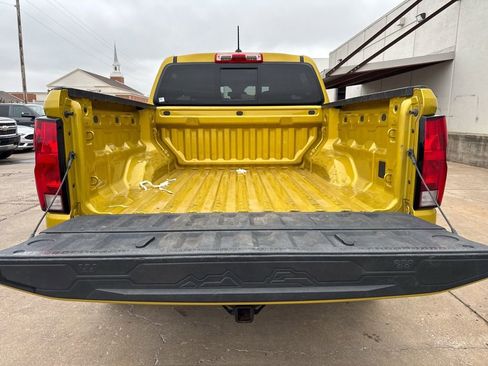 Used 2023 Chevrolet Colorado Trail Boss w/ Technology Package AWD/4WD image 47