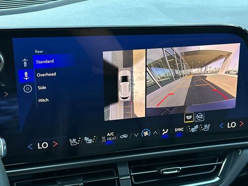 New 2025 Chevrolet Equinox EV RS image 20