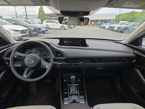 Certified 2025 MAZDA CX-30 2.5 Turbo w/ Premium Package AWD/4WD image 17