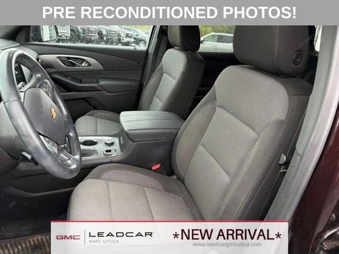 Used 2023 Chevrolet Traverse LT AWD/4WD image 23