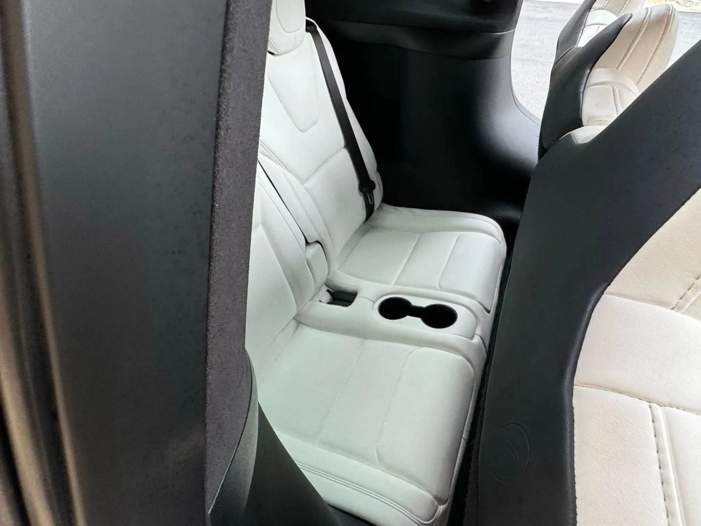 Used 2018 Tesla Model X 100D AWD/4WD image 16