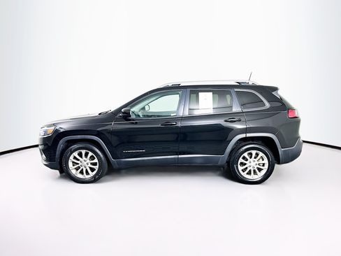 Used 2020 Jeep Cherokee Latitude FWD image 4