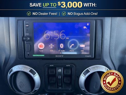 Used 2013 Jeep Wrangler Unlimited Sahara image 26