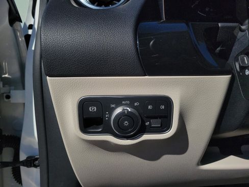 Certified 2026 Mercedes-Benz GLA 250 image 16