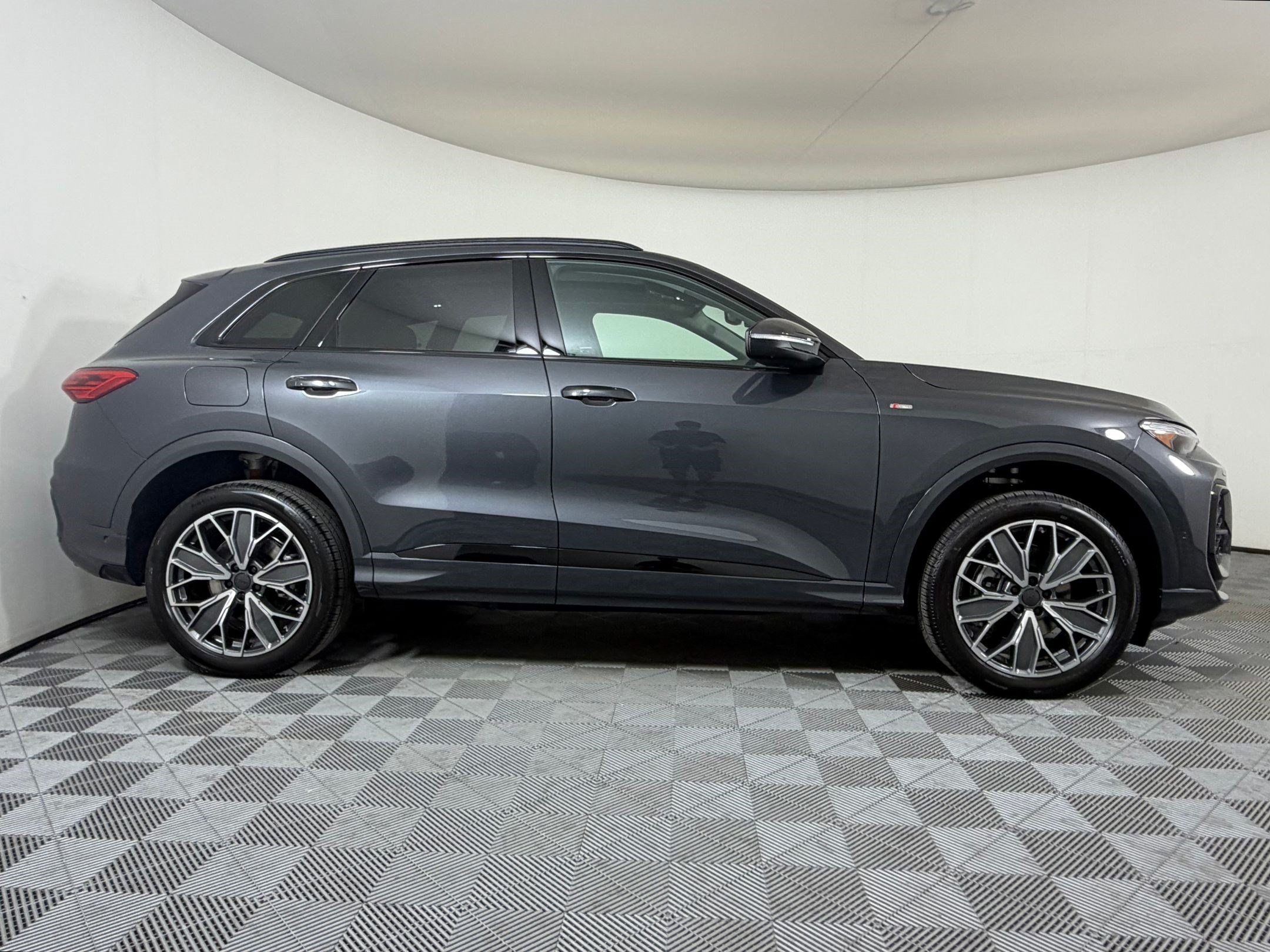 New 2026 Audi Q5 Premium Plus AWD/4WD image 8