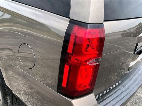 Used 2016 Chevrolet Suburban LT AWD/4WD image 23