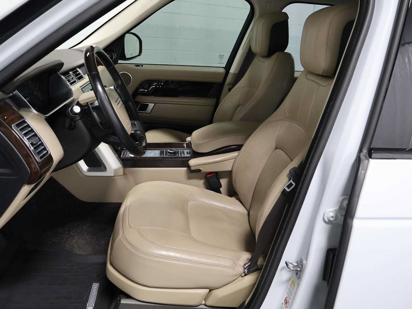 Used 2019 Land Rover Range Rover HSE AWD/4WD image 5