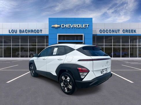 Used 2025 Hyundai Kona SEL FWD image 6