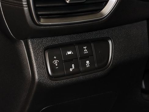 Used 2020 Hyundai Santa Fe SEL image 23