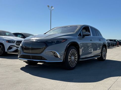 New 2025 Mercedes-Benz Maybach EQS 680 4MATIC image 6