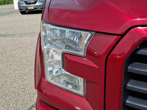 Used 2015 Ford F150 XLT w/ Equipment Group 301A Mid AWD/4WD image 12