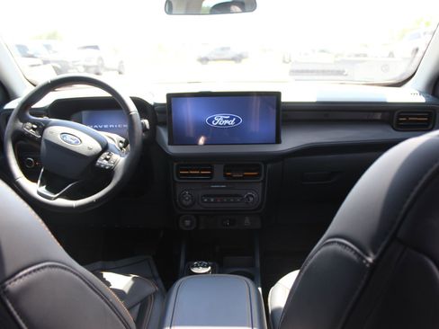 Used 2025 Ford Maverick Tremor AWD/4WD image 15
