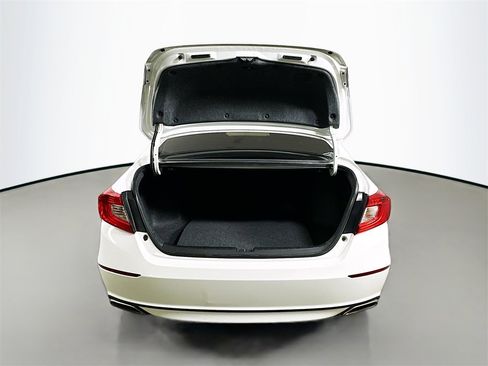 Used 2022 Honda Accord Sport image 32