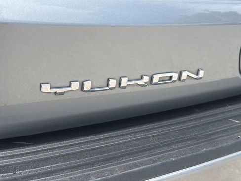 Certified 2024 GMC Yukon AT4 AWD/4WD image 10