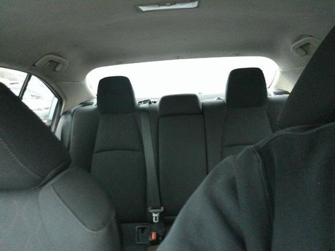 Used 2020 Toyota Corolla LE image 12