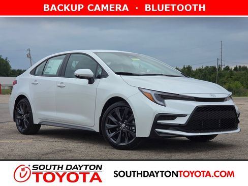 New 2026 Toyota Corolla SE FWD image 1