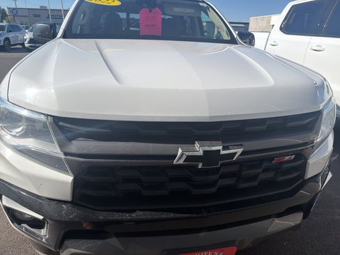 Used 2022 Chevrolet Colorado Z71 w/ Safety Package AWD/4WD image 5