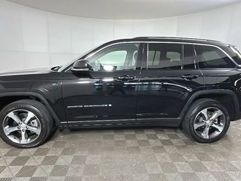 Used 2024 Jeep Grand Cherokee Limited 4xe AWD/4WD image 6