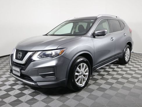 Used 2018 Nissan Rogue SV w/ Premium Package AWD/4WD image 5