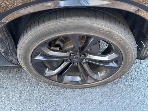 Used 2022 Dodge Challenger R/T RWD image 8