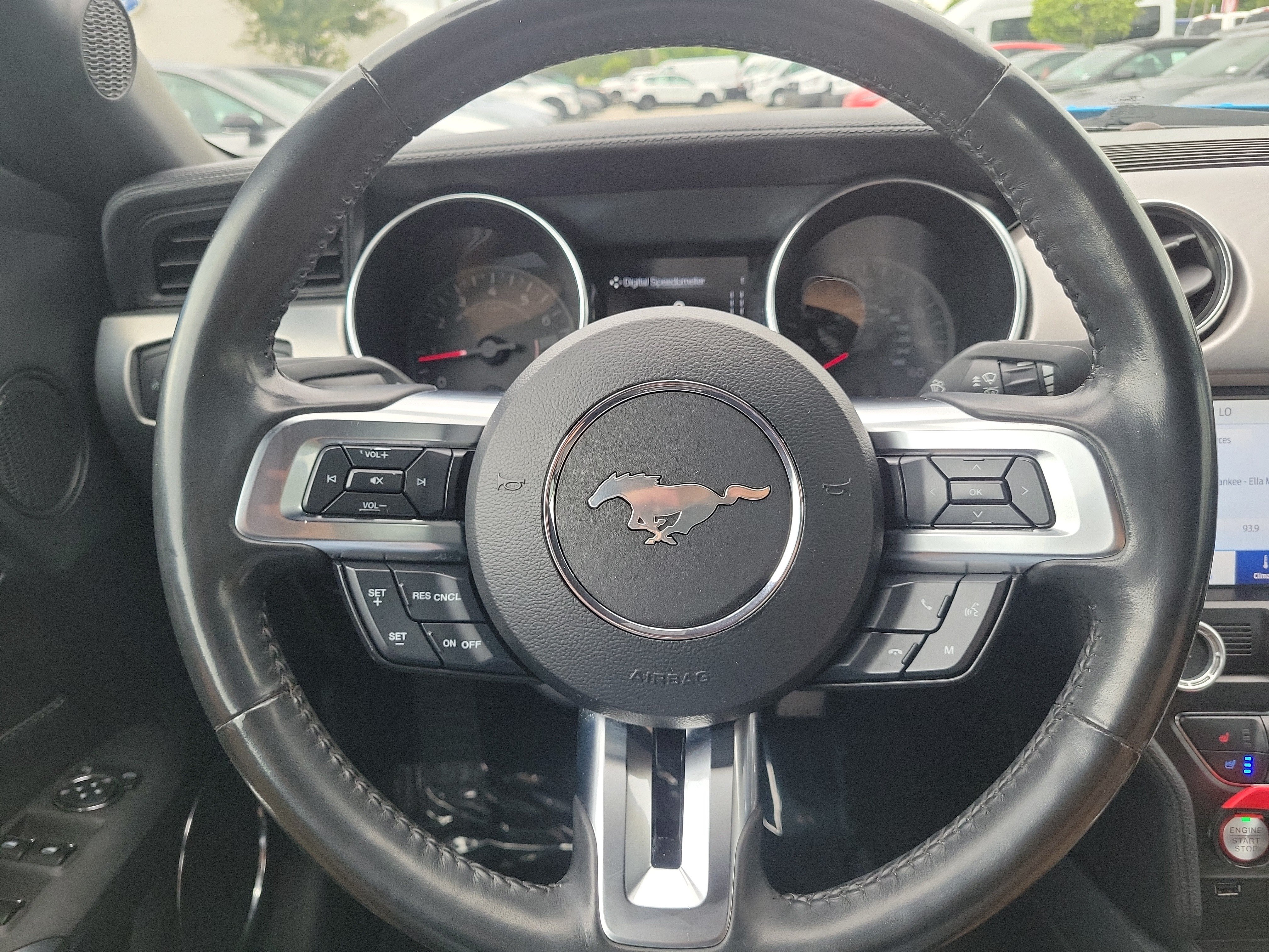 Used 2022 Ford Mustang Premium RWD image 15