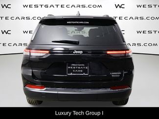 New 2025 Jeep Grand Cherokee Laredo w/ Luxury Tech Group I video 4