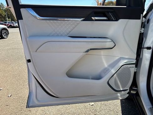 Used 2024 GMC Acadia Denali w/ LPO, Floor Liner Package image 10