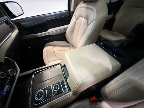 Used 2024 Ford Expedition Max Limited image 87
