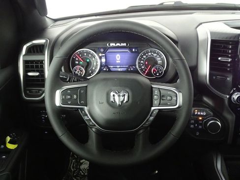 New 2026 RAM 1500 4x4 Crew Cab image 25