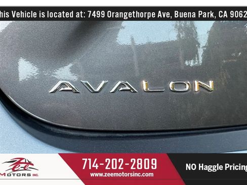 Used 2013 Toyota Avalon Limited w/ Technology Pkg FWD image 56