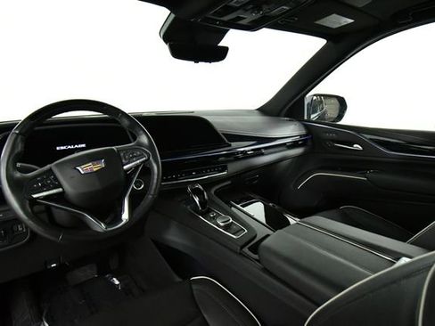 Used 2024 Cadillac Escalade Sport image 10