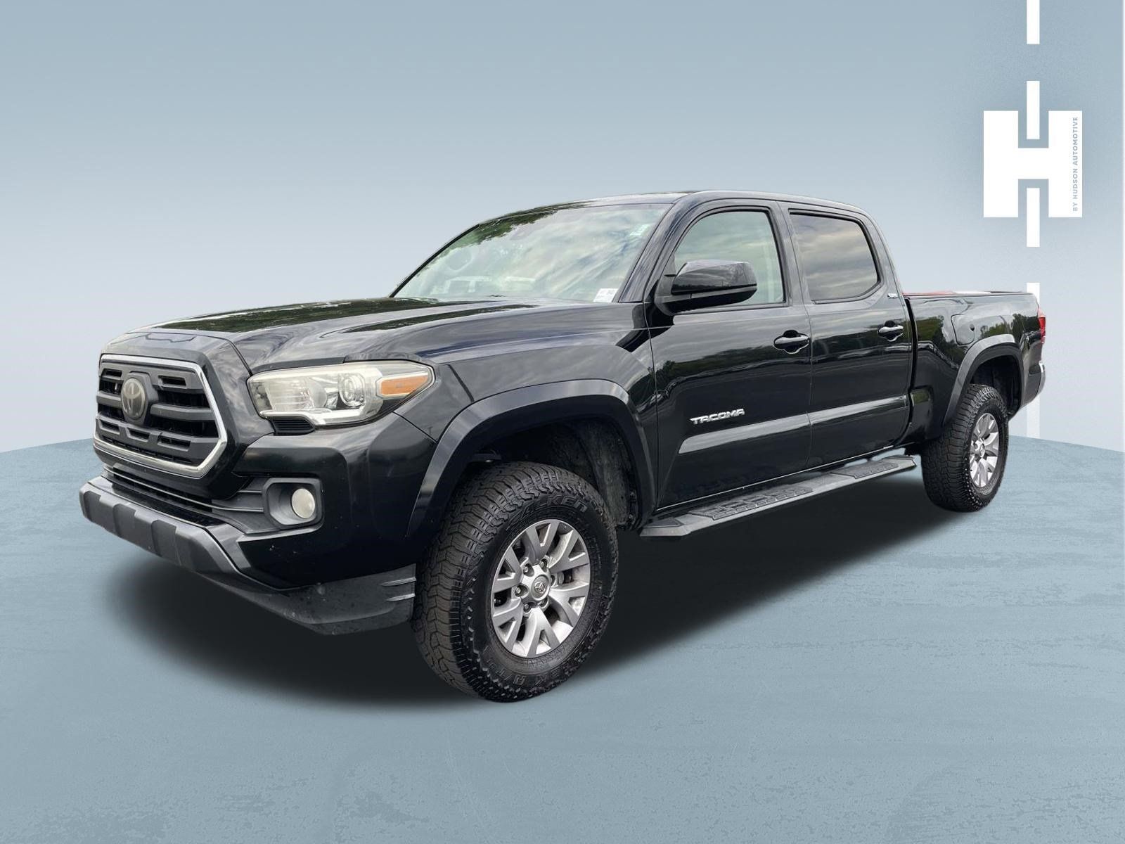 Used 2018 Toyota Tacoma SR5 RWD image 3