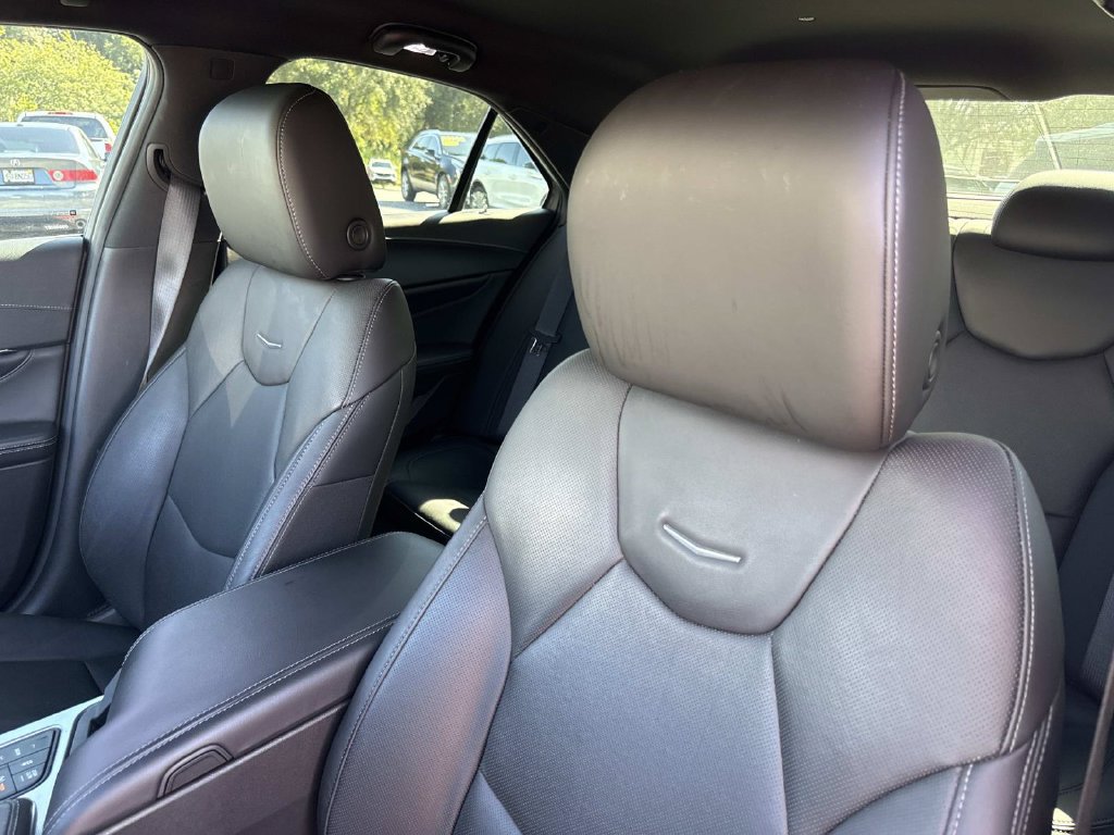 Used 2021 Cadillac CT4 Premium Luxury RWD image 21