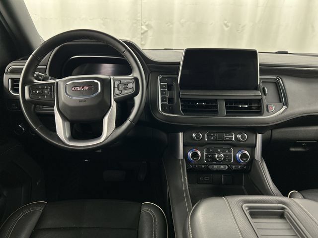 Used 2024 GMC Yukon XL SLT AWD/4WD image 25