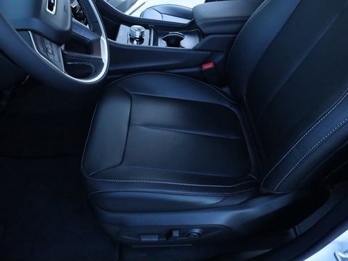 New 2025 Jeep Grand Cherokee L Limited image 12