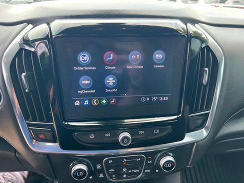 Used 2023 Chevrolet Traverse LT w/ Rear Camera Mirror Package AWD/4WD image 37