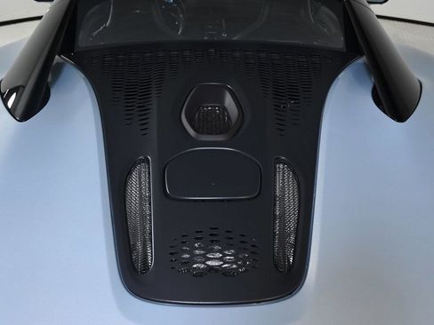 Used 2023 McLaren Artura image 27